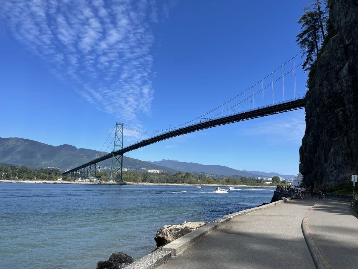 vancouver seawall looking at the lions gate bridge and the north shore