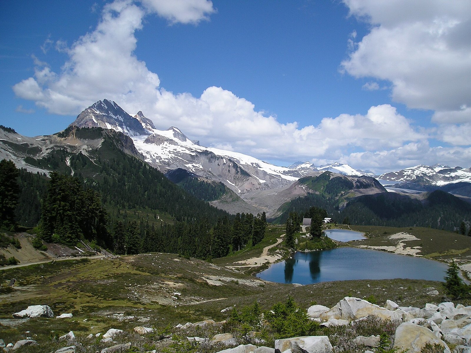 Elfin Lakes Campground and Shelter (Garibaldi Park, Diamond Head)