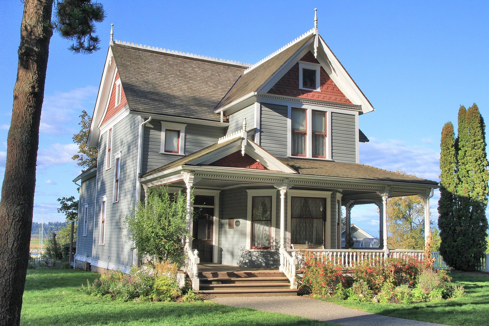 Christmas at Historic Stewart Farm (South Surrey)