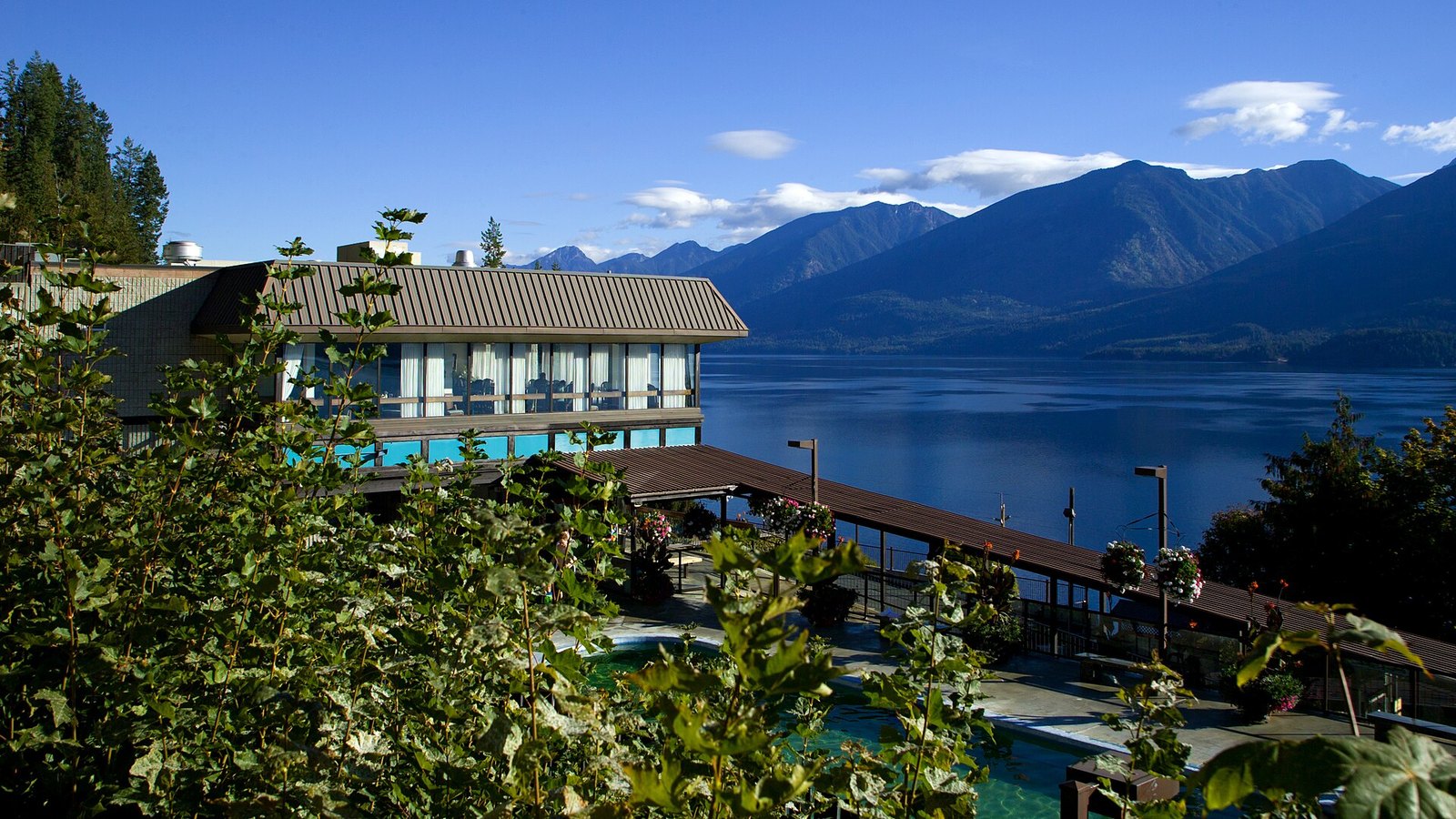 Ainsworth Hot Springs Resort (Kootenay Lake)